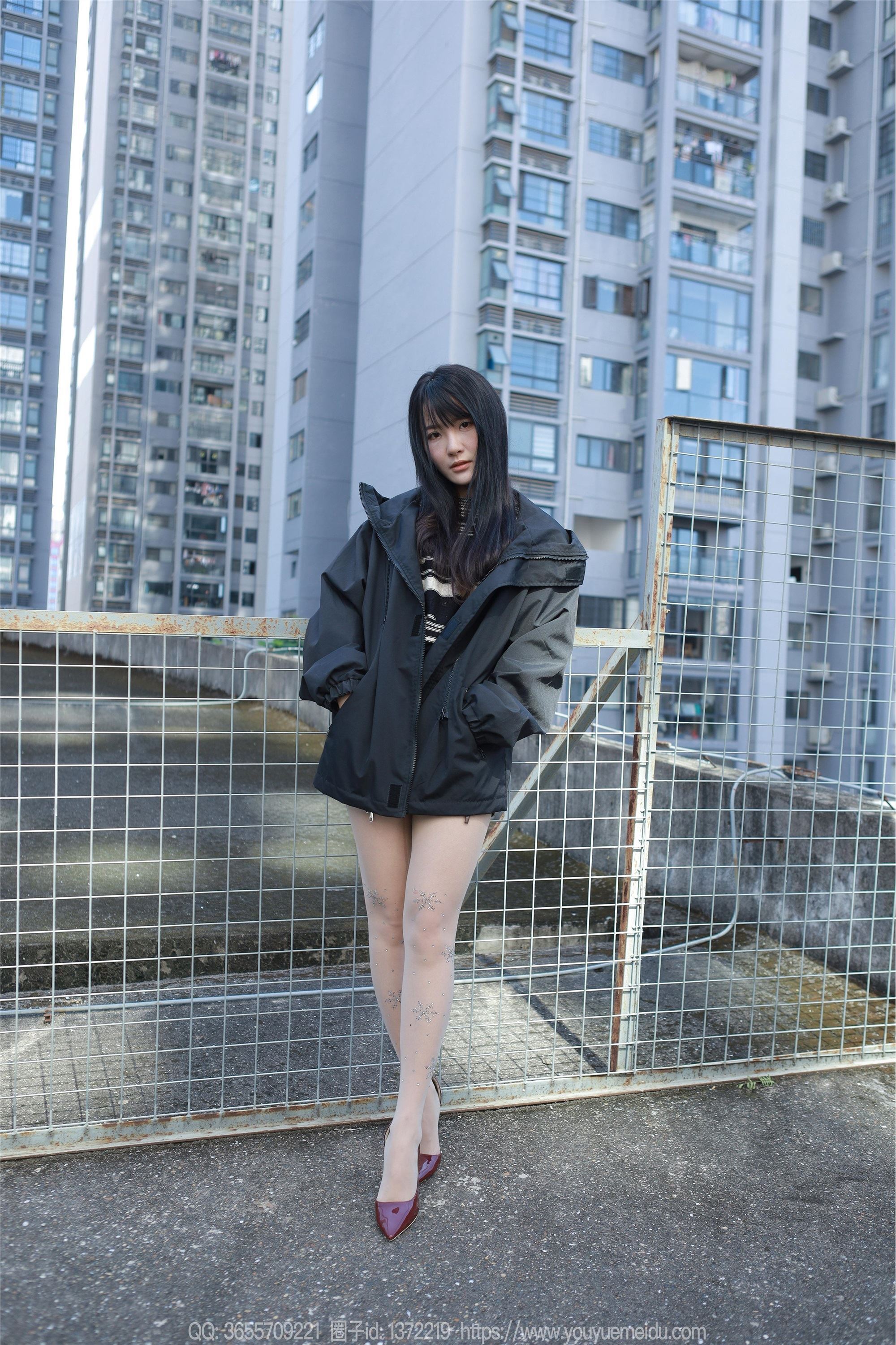 IESS异思趣向  2023.12.07 丝享家 1605 婉萍《晒晒太阳》